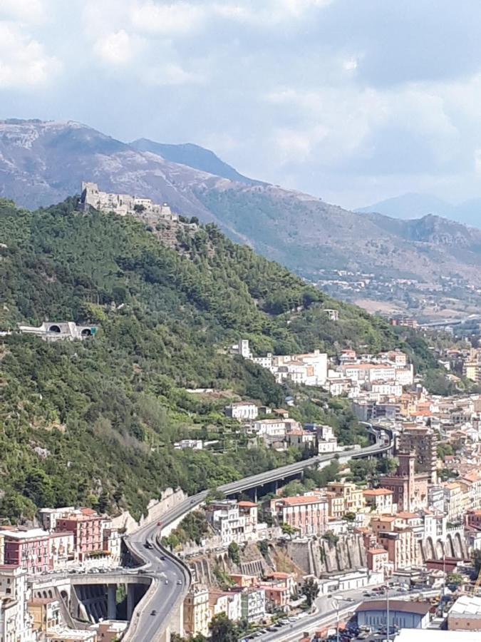 Salerno Centraal Apartment 外观 照片